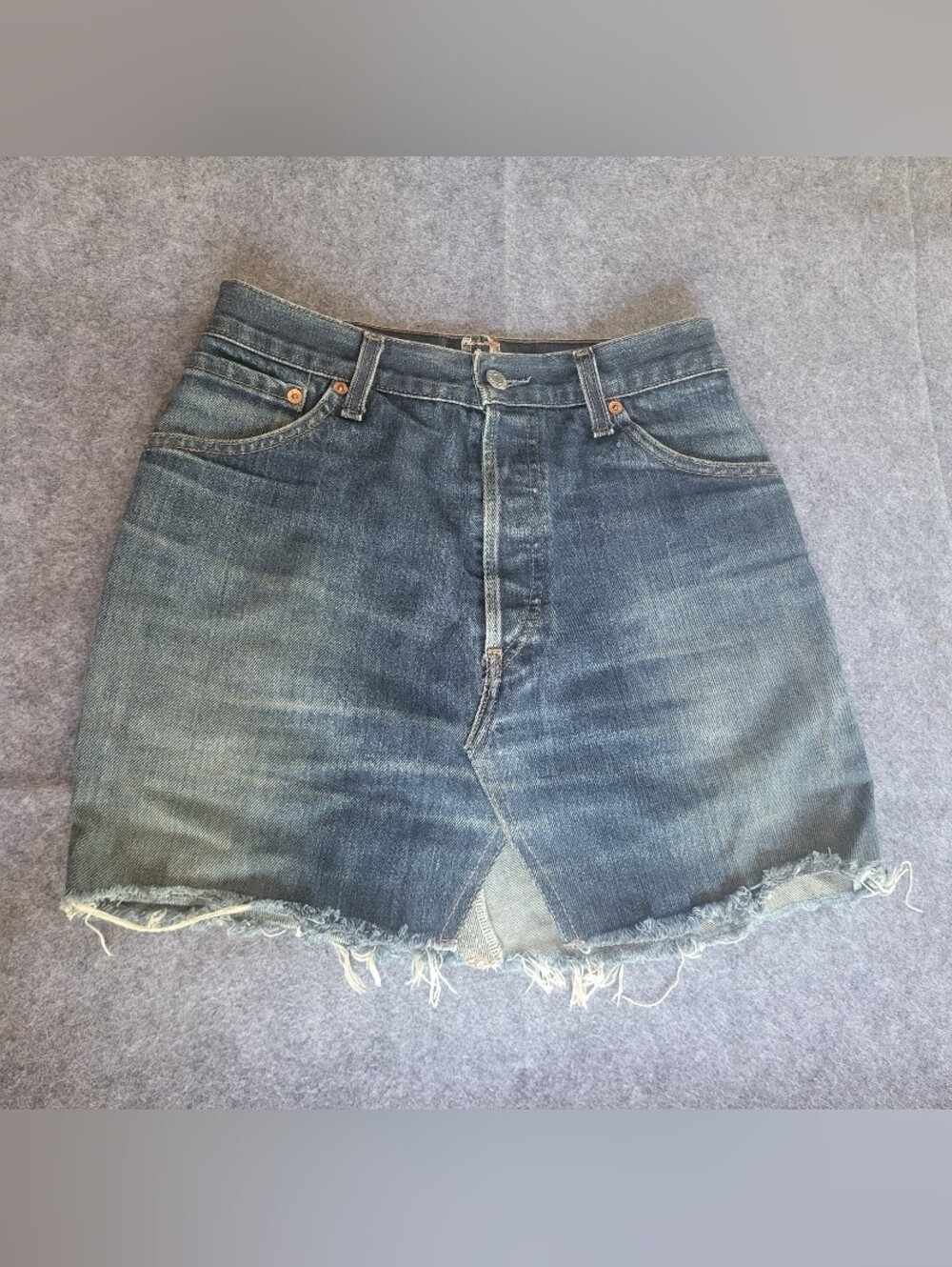 Levi's 501 Premium High Rise Deconstructed Denim Mini Skirt Sz 28 Blue Raw Hem